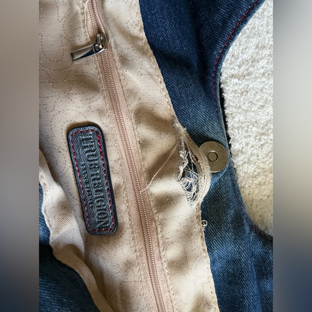 true religion shoulder / hand bag - Picture 2 of 4